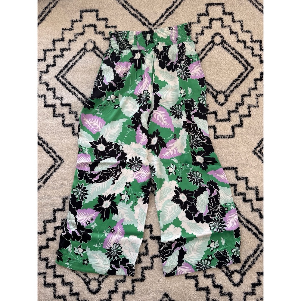 Anthropologie Maeve Saria Smocked Palazzo Wide Leg Floral Pant Size Medium - Picture 3 of 6